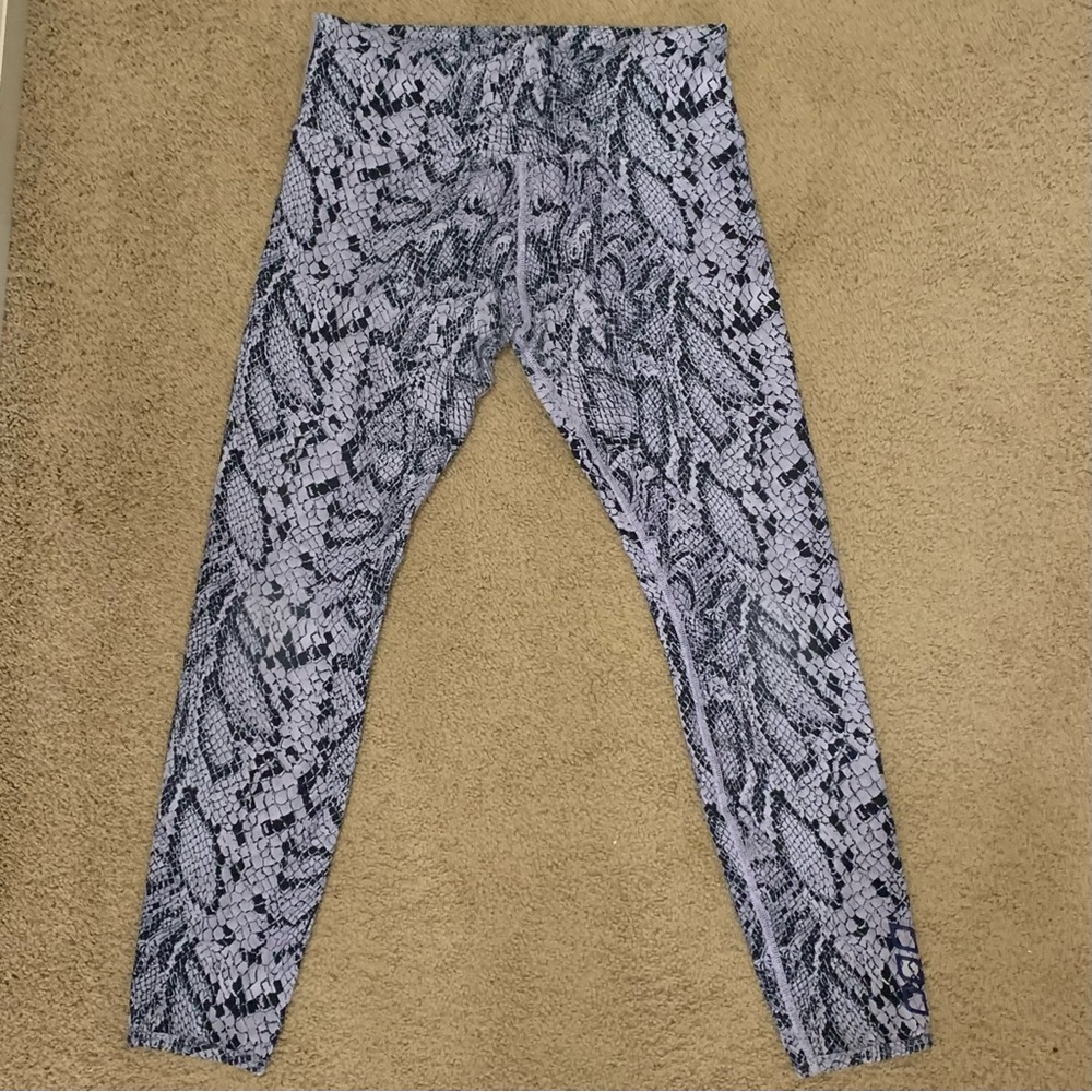 Lorna Jane Mid-Rise Cropped Blue Snakeskin Legging S - Picture 5 of 11